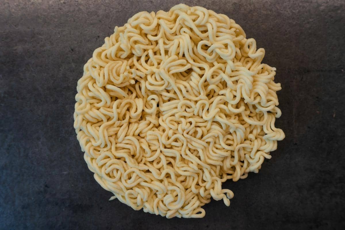 ilustrasi mi ramen