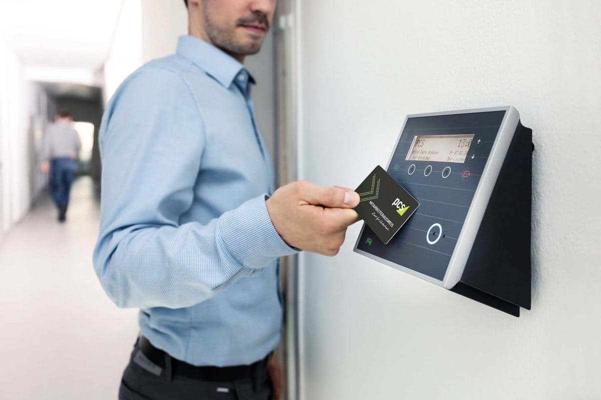 Cara Kerja RFID pada Kartu Akses, Cepat dan Tanpa Sentuhan
