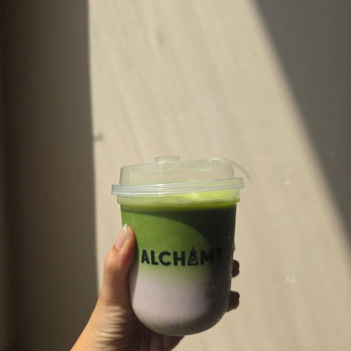 salah satu sajian matcha di Alchamy Matcha (instagram.com/alchamymatcha)