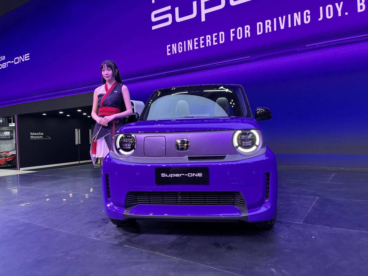 Honda Super-One Resmi Dirilis, Nasibnya Bakal Digilas Mini EV China?