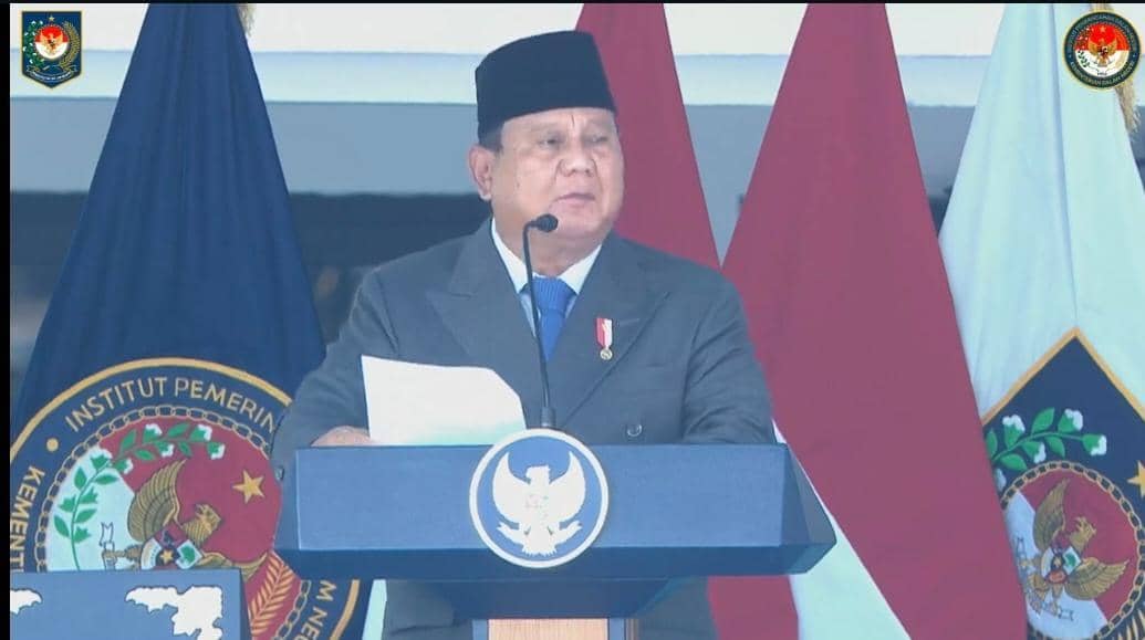 Pesan Prabowo ke Lulusan IPDN: Layani Rakyat, Jangan Korupsi
