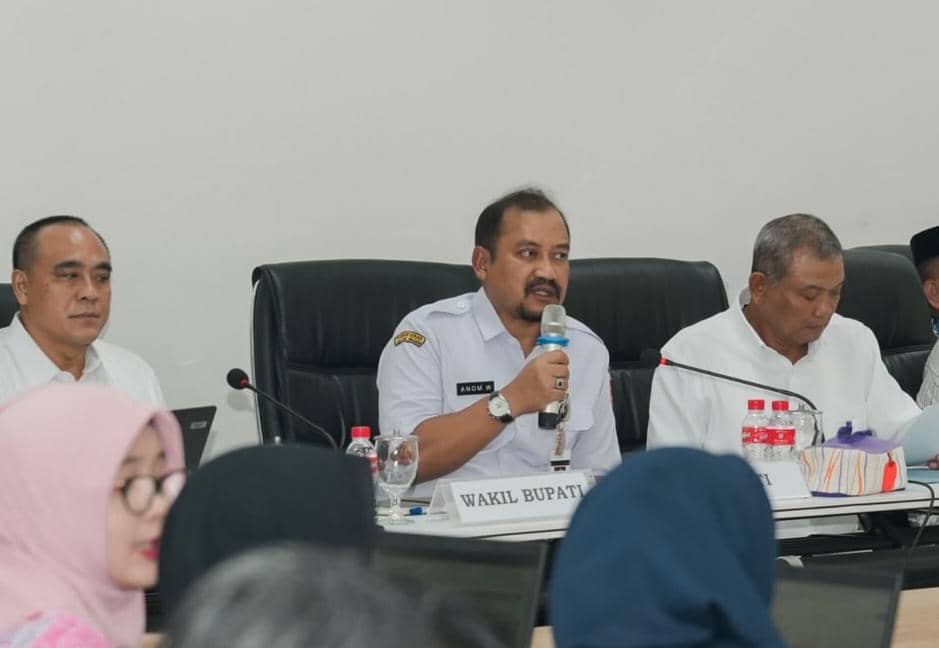 Bupati Pemalang Anom Widiyantoro. (Instagram.com/anom_widiyantoro)