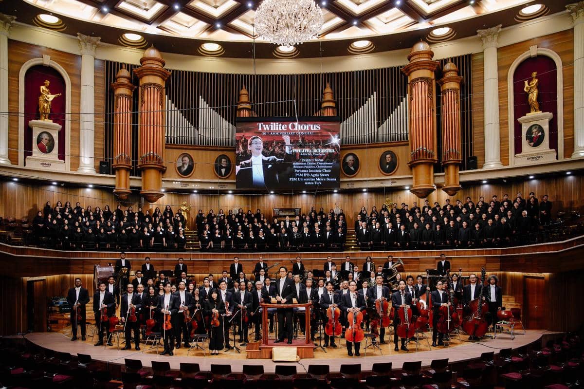 Photo 8_Rayakan Milestone 35 Tahun, Twilite Orchestra Gandeng Solois Internasional dan 200 Penyanyi Paduan Suara Gelar Anniversary Concert Kolaborasi Dengan Adinda Bakrie Foundation.JPG