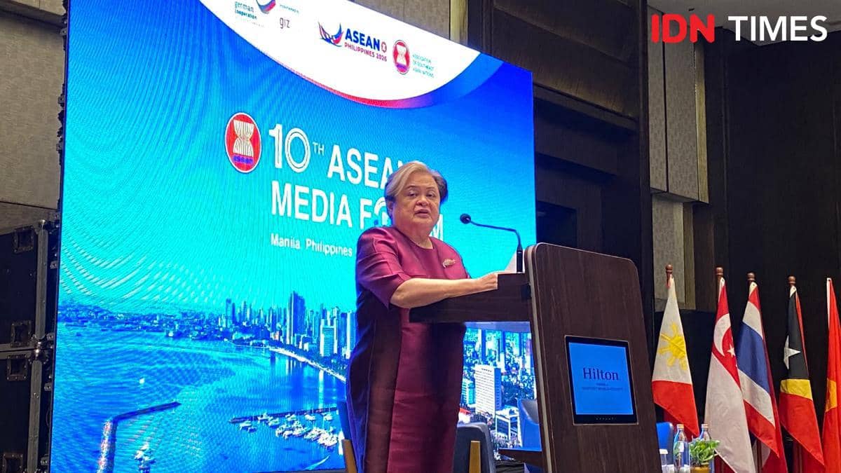 Menteri Luar Negeri Filipina Maria Theresa Lazaro di ASEAN Media Forum (AMF) ke-10 di Manila. 