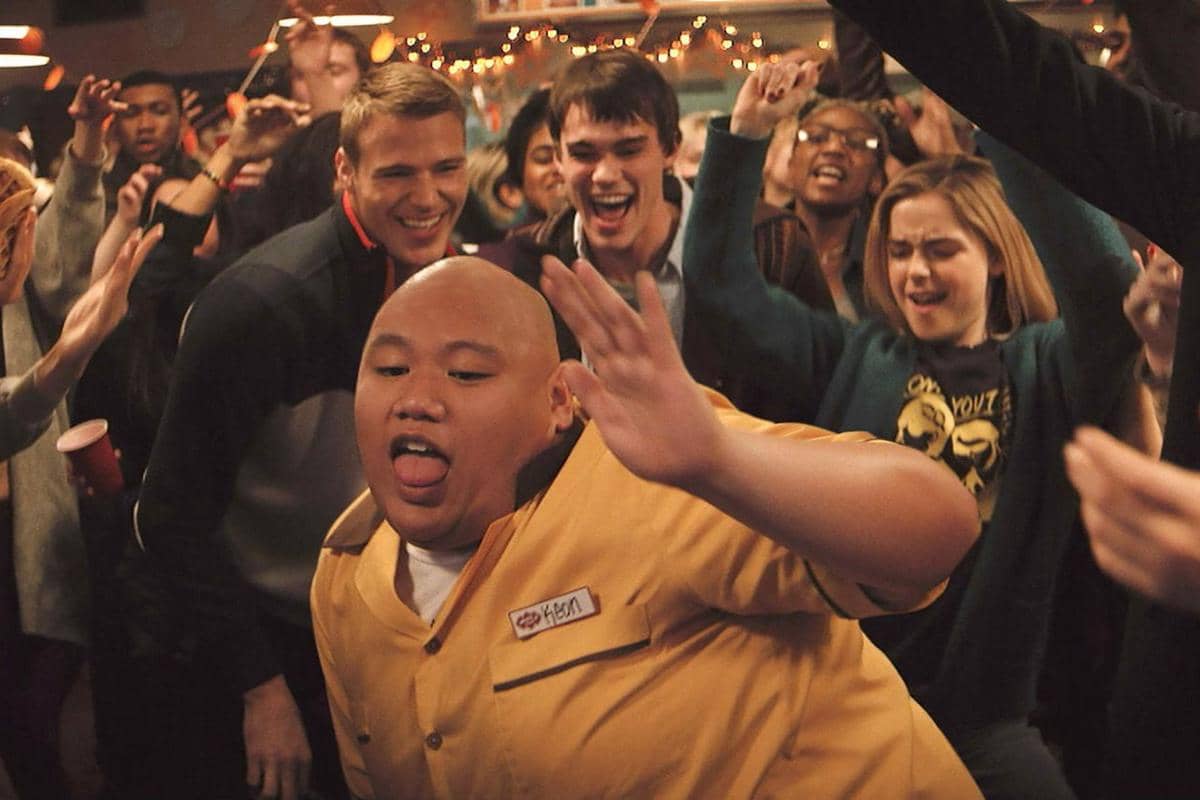 Jacob Batalon dalam film Let It Snow