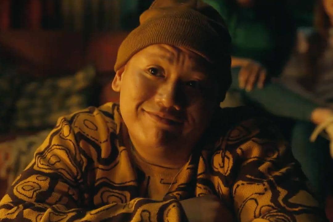 Jacob Batalon dalam film Tarot