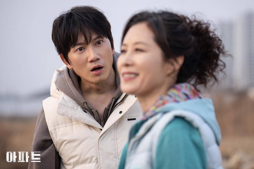 5 Cara Hae Kang Rebut Kembali Kepercayaan Suk Jin di The Apartment Job
