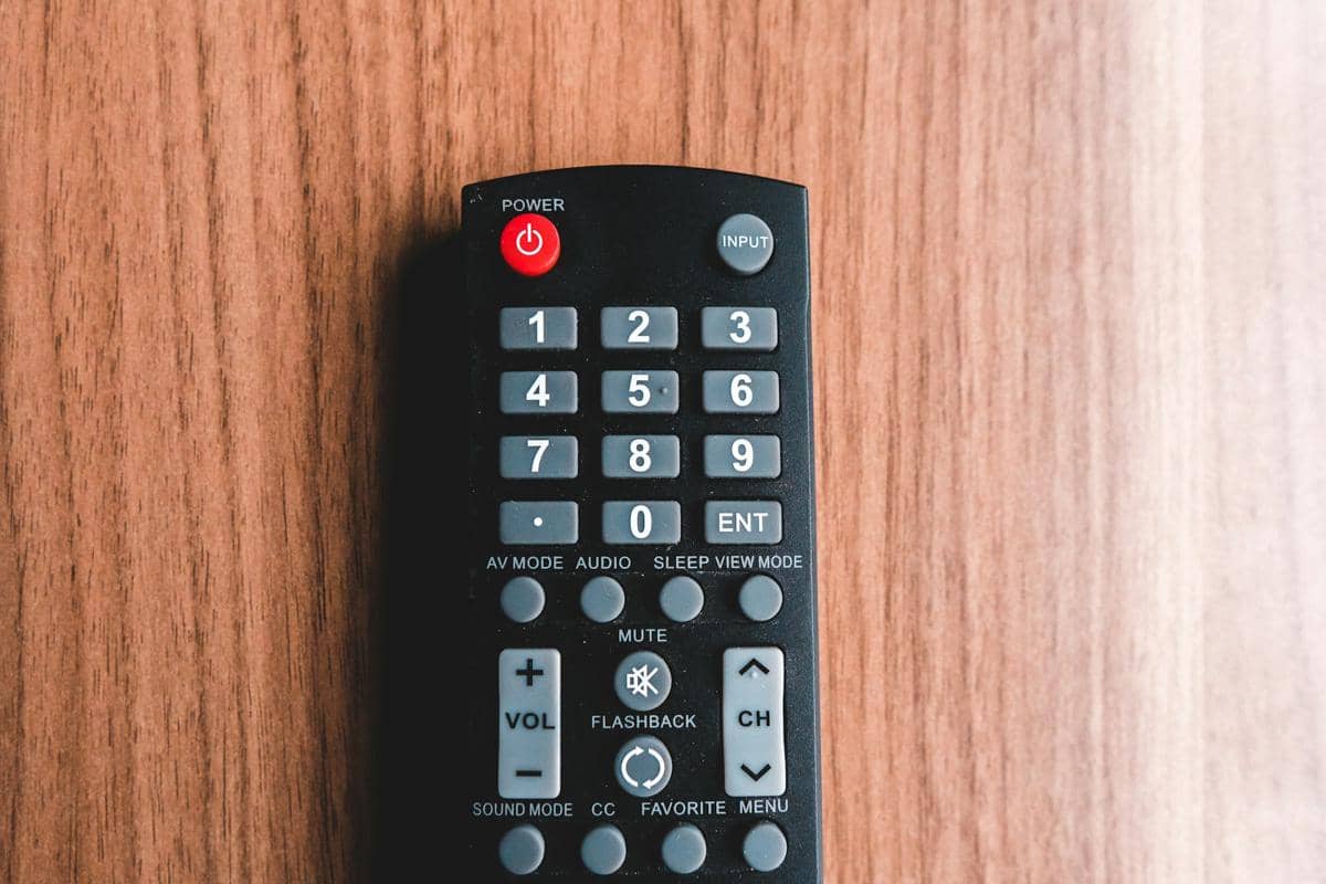 ilustrasi remote TV