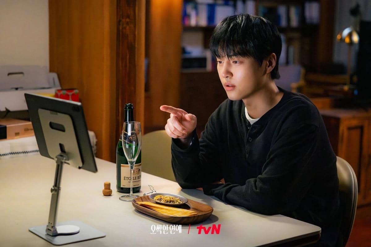 still cuts drama Spooky in Love