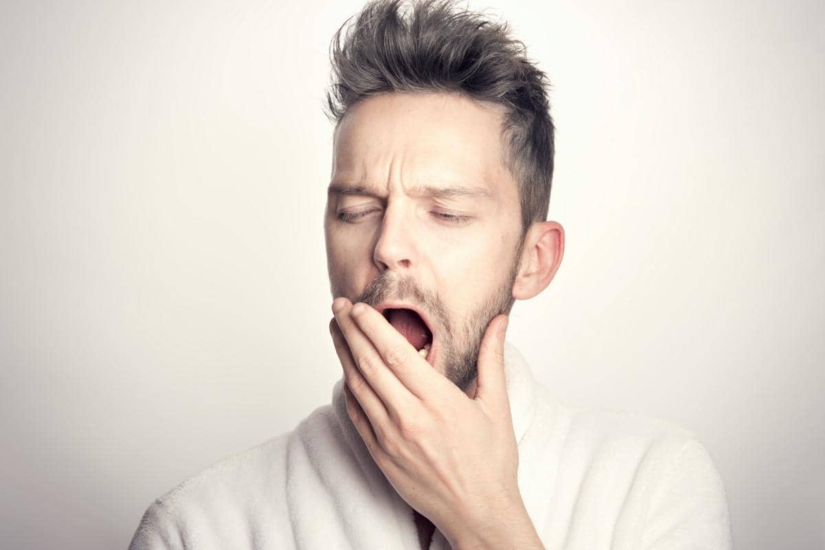 5 Bahaya Bernapas Lewat Mulut Saat Tidur yang Jarang Disadari