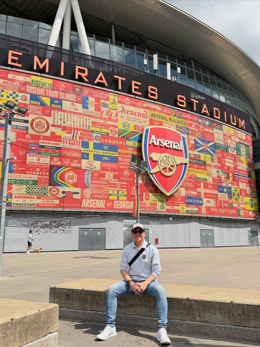 Akhmad Fadli menikmati liburan dengan keluarga di London