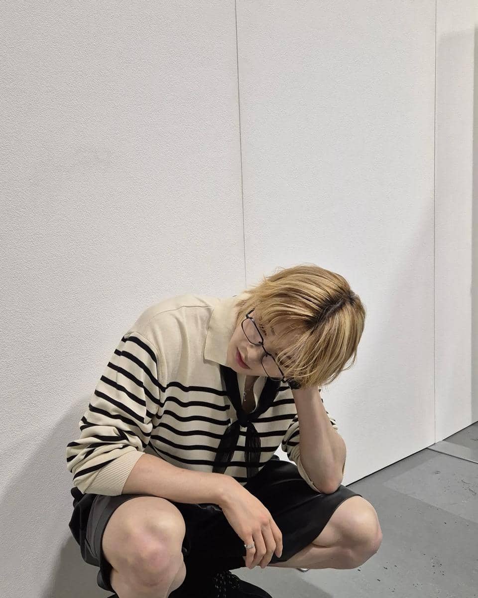 outfit I.N Stray Kids (instagram.com/i.2.n.8)