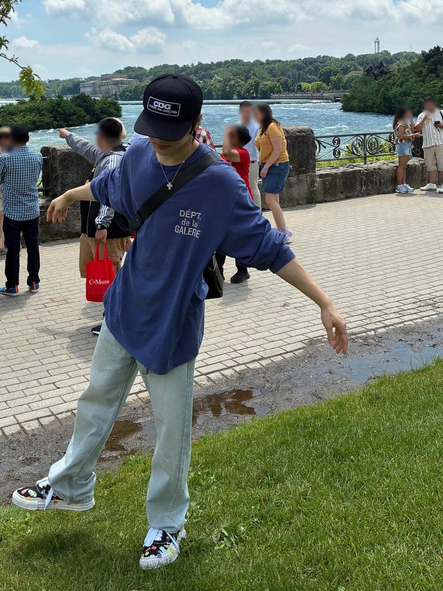 outfit I.N Stray Kids (instagram.com/i.2.n.8)