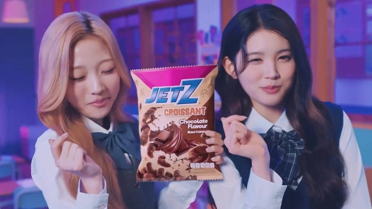 Para anggota Hearts2Hearts tampil dalam video promosi Jetz Indonesia yang diunggah melalui akun Instagram Jetz Snack.