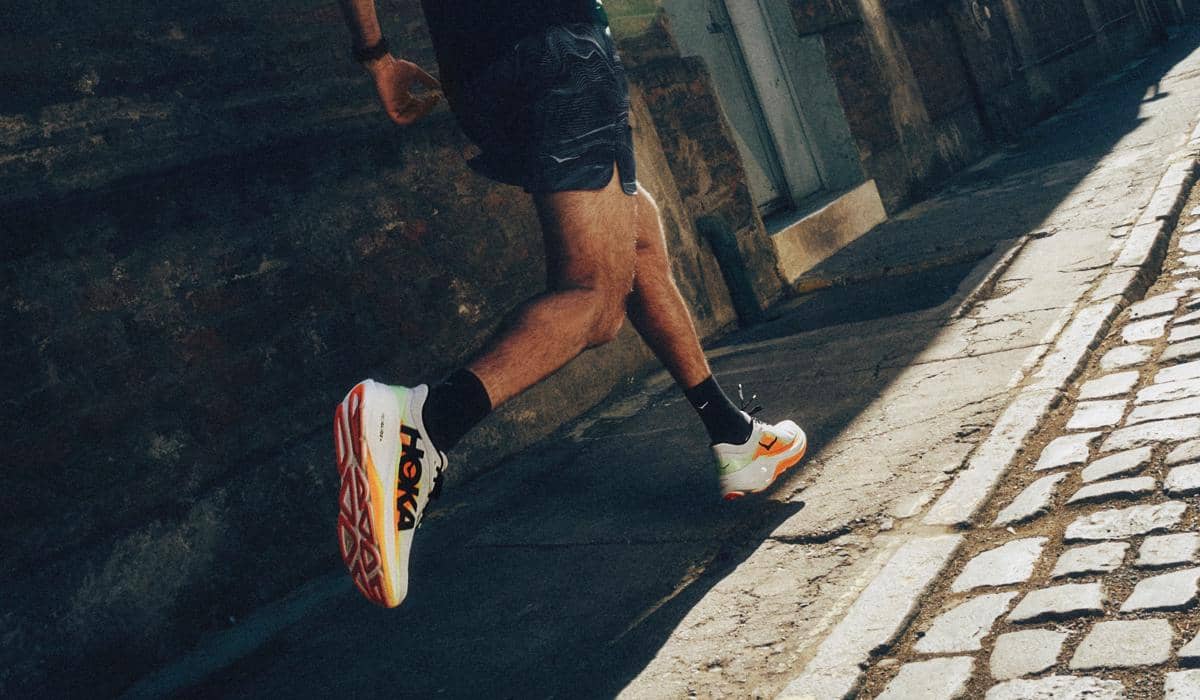 Review HOKA Clifton PRO: Jujur, Bikin Pengin Lari Lagi!