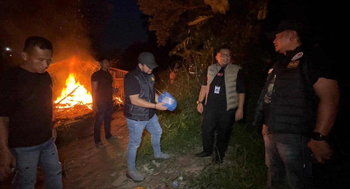 Polisi Diadang Warga Klambir Lima, Minta Lepaskan Tersangka Narkoba