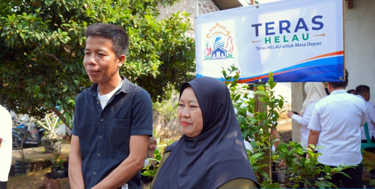 Warga Lampung Selatan memanfaatkan pekarangan rumah melalui Program HELAU yang didokumentasikan Diskominfo Lamsel.