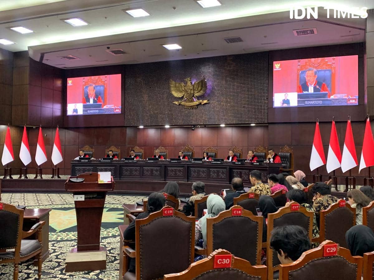 Sidang MK
