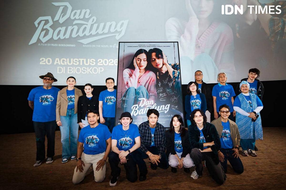 Sutradara-Cast soal Film Dan Bandung, Tidak Bakal Seperti Dilan.jpg