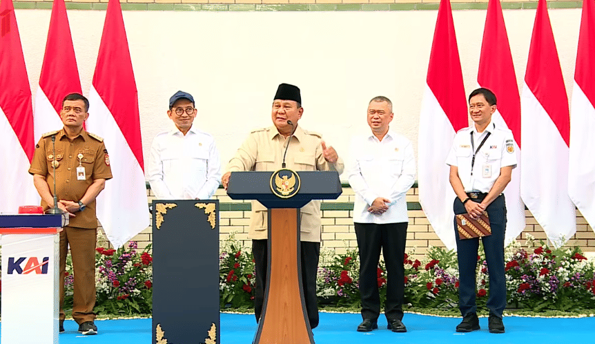 Prabowo Ingin Rumah Tak Pakai Seng: Kalau Perlu Kembali Pakai Ijuk