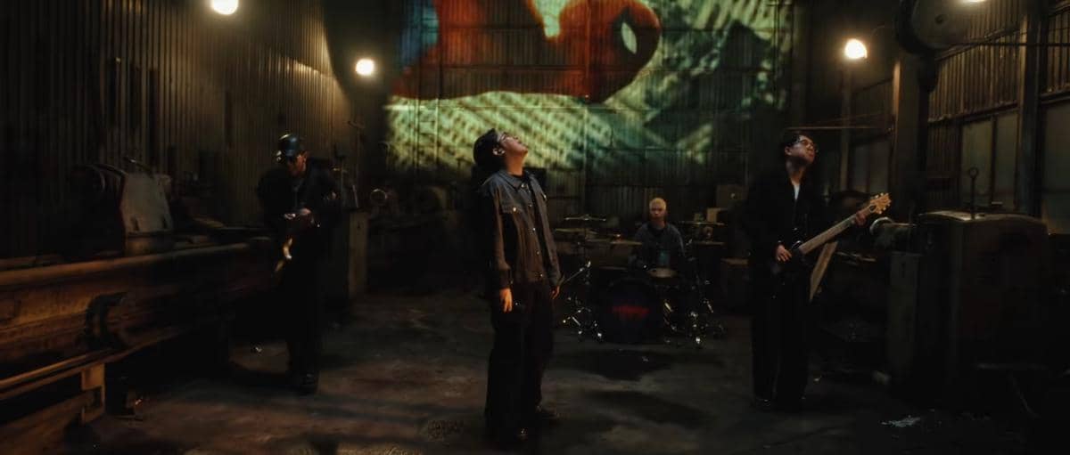 Cuplikan video musik “I Miss You Every Brand New Day” dari for Revenge yang diunggah melalui kanal YouTube resmi.