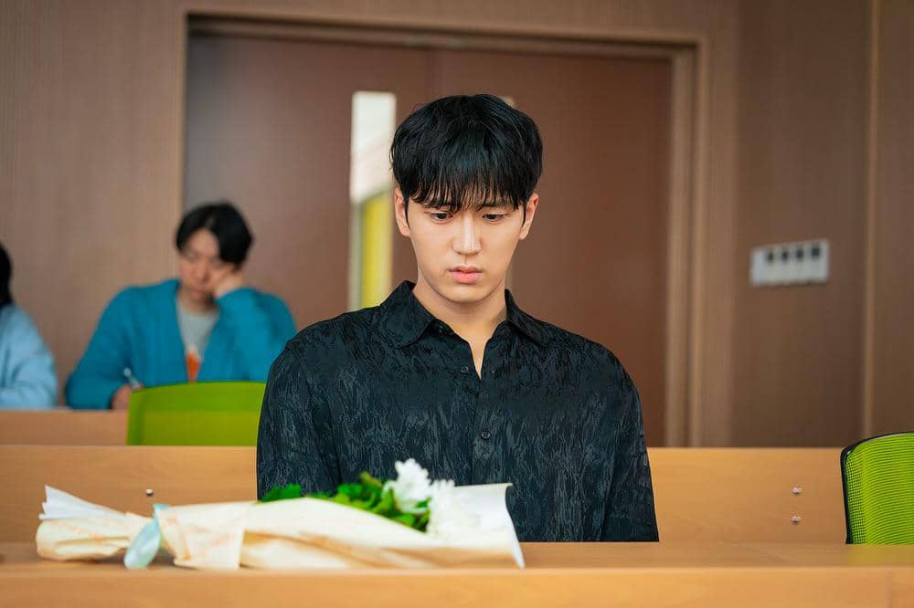 still cuts drama Spooky in Love