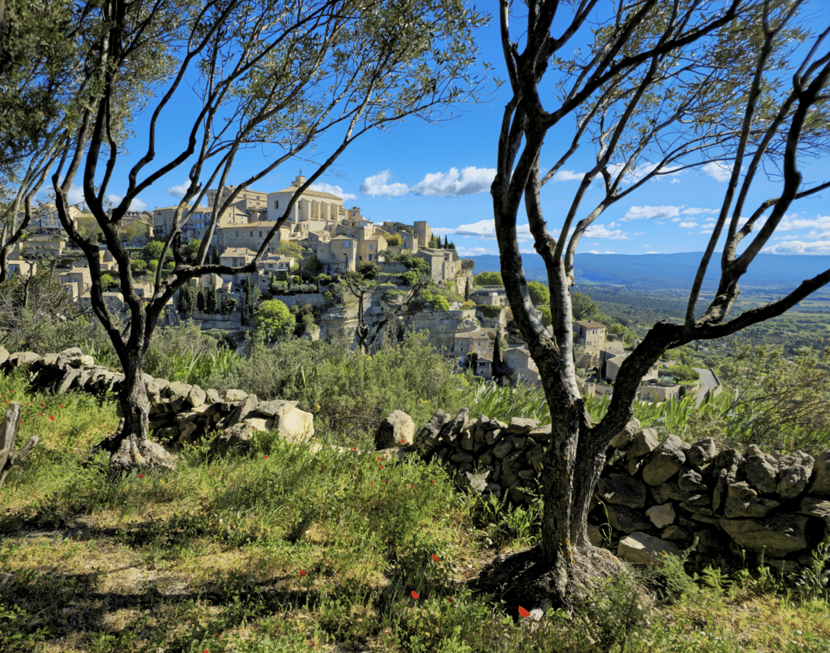 Desa Gordes, Prancis.