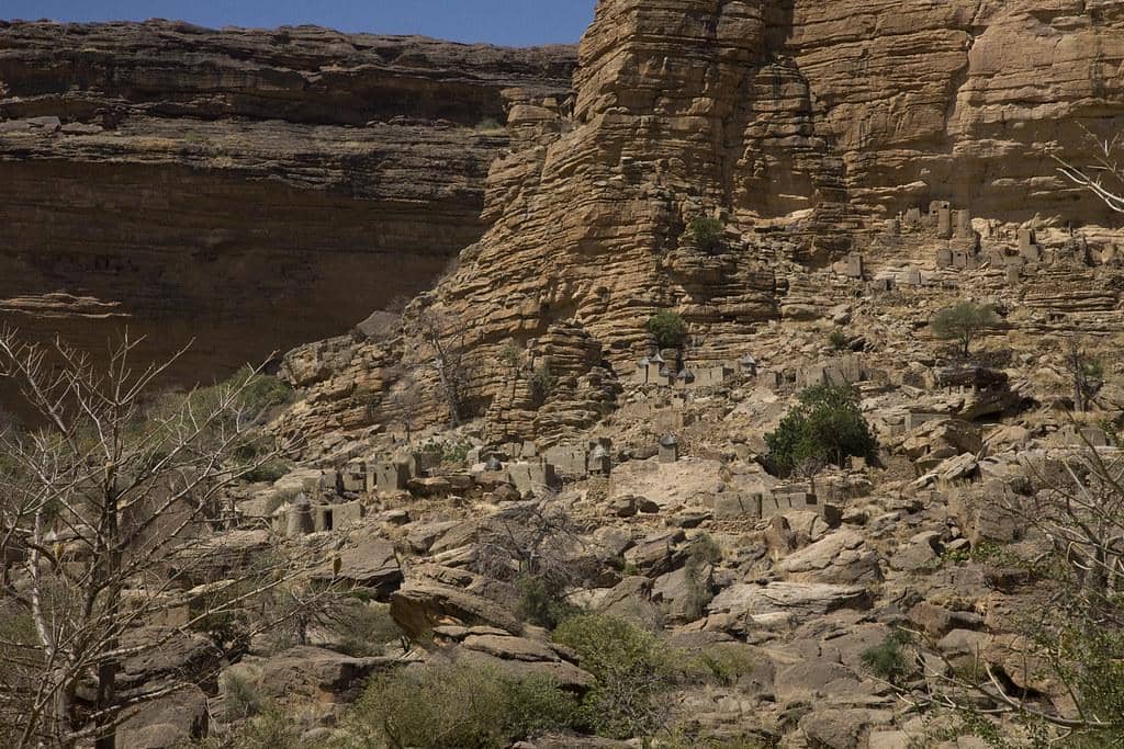 bentang alam Bandiagara Escarpment