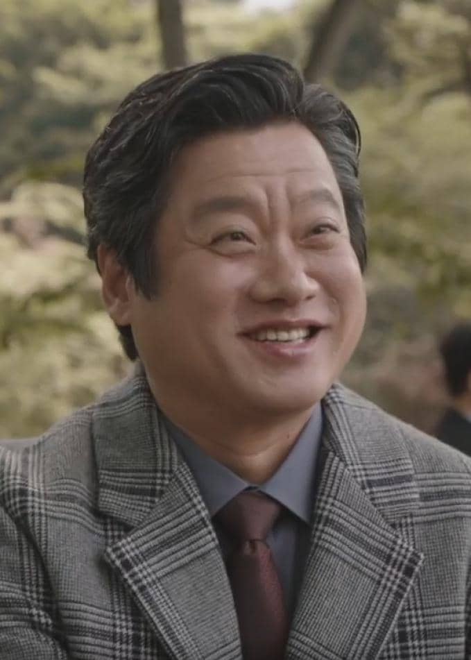 Choi Jin Young di The Apartment Job