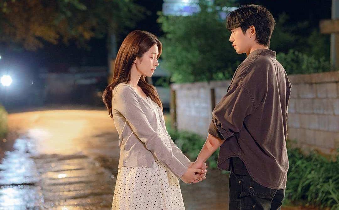 5 Hal yang Bisa Bongkar Status Pacar Palsu Tae Ha di Our Sticky Love