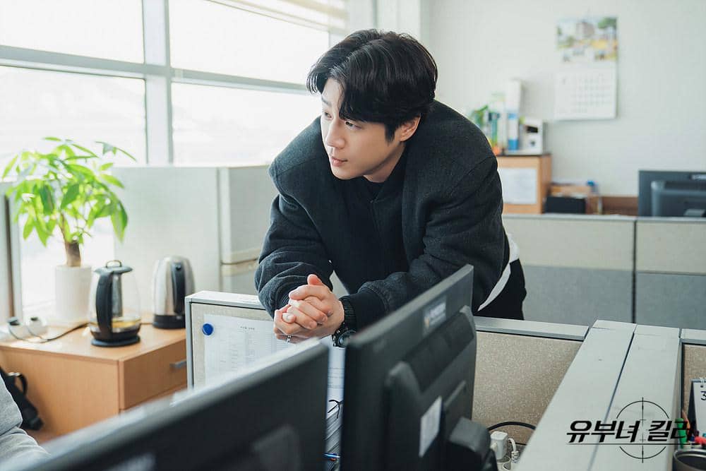 5 Kritik Sosial yang Disorot dalam A Bona Fide Killer