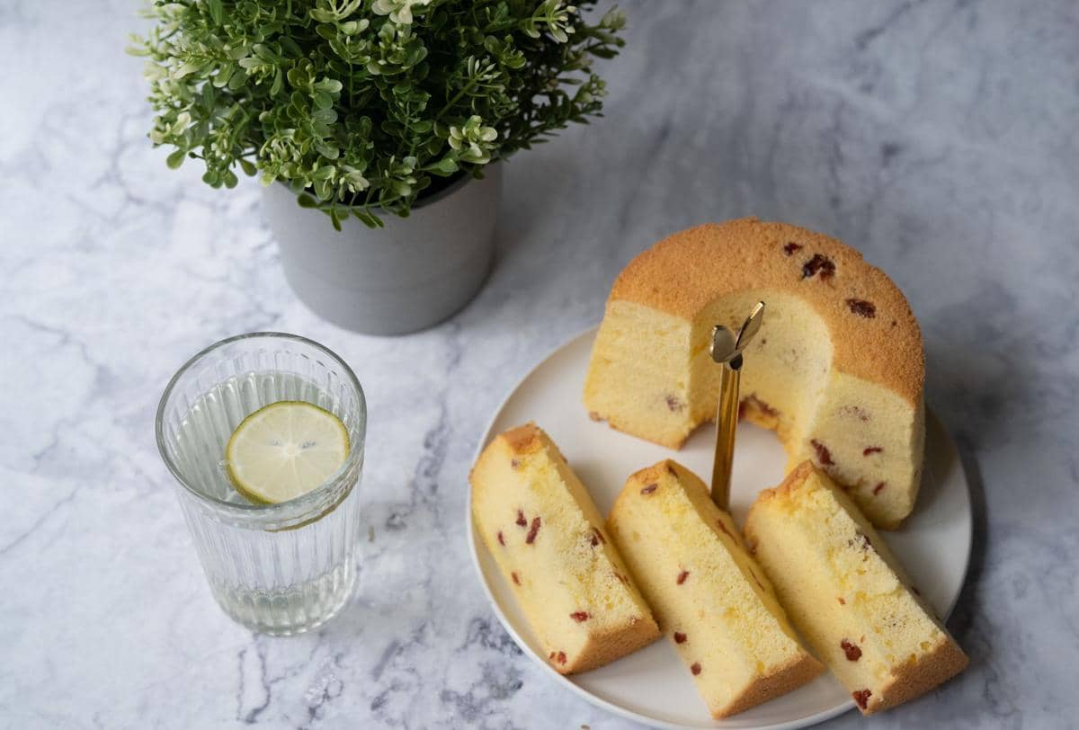 Resep Bolu Kimpul yang Lembut untuk Teman Ngeteh