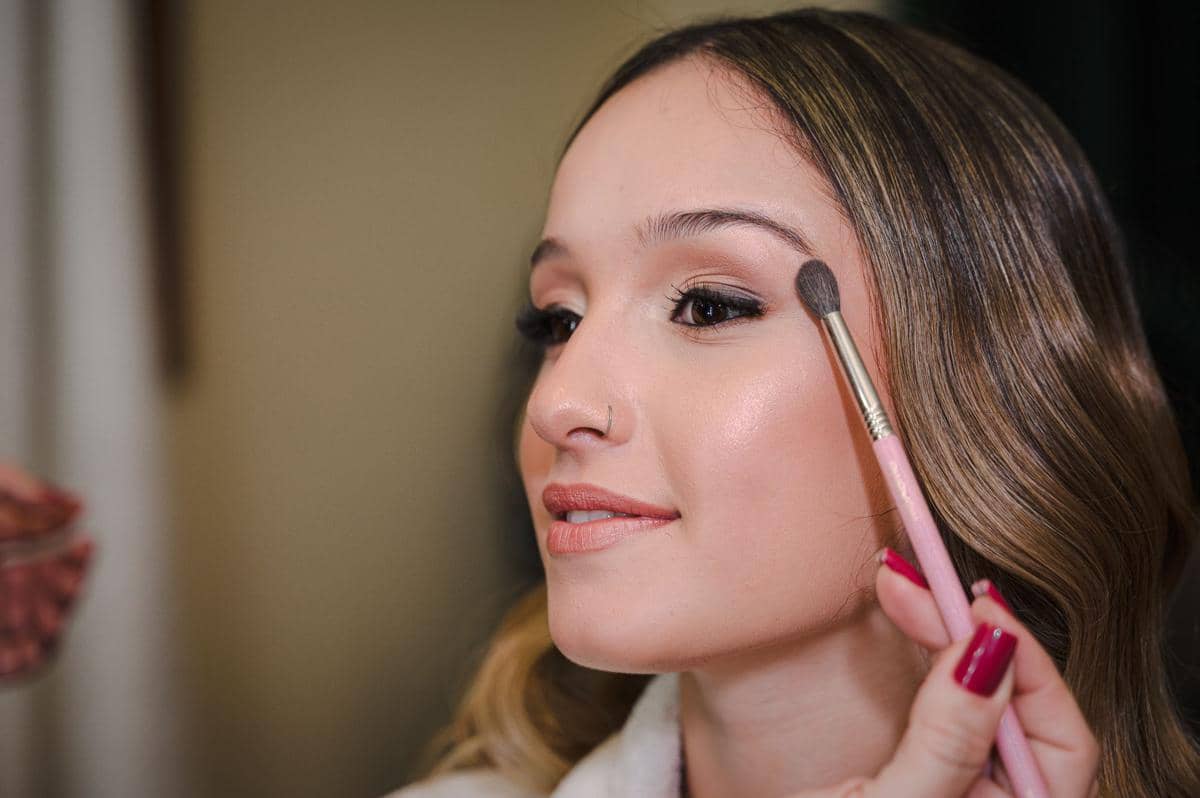 6 Tips Eye Makeup untuk Mata Bulat agar Lebih Berdimensi