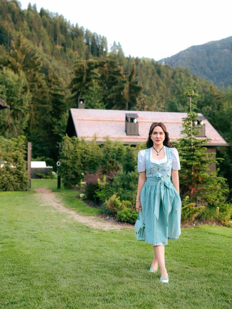 Photoshoot Shandy Aulia dan Claire di Bolzano
