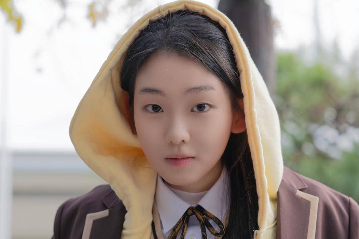 Potret Seo Su Min sebagai karakter dalam drama Agent Kim Reactivated yang dibagikan oleh Y.One Entertainment.