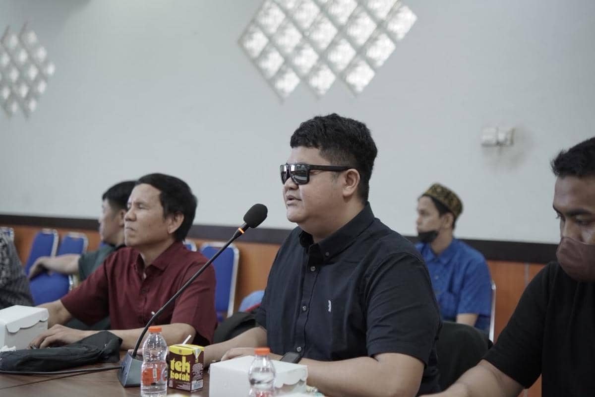 Badan Pengawas Pemilihan Umum (Bawaslu) Sulawesi Selatan menggandeng lima organisasi penyandang disabilitas untuk memperkuat penyelenggaraan