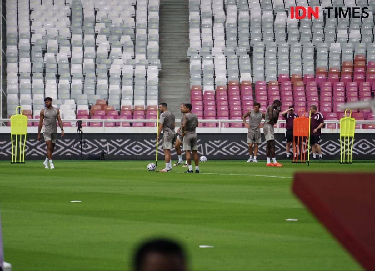 Potret latihan Aston Villa di Stadion Utama Gelora Bung Karno, Jumat (31/7/2026).