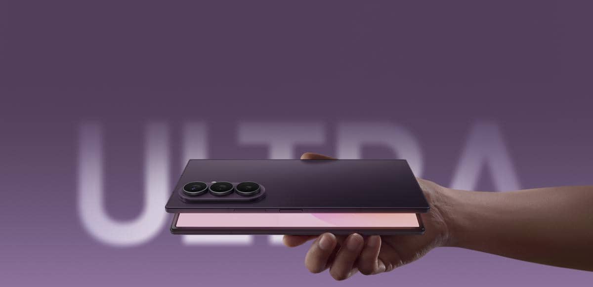 galaxy-z-fold8-ultra-features-kv (2).jpg