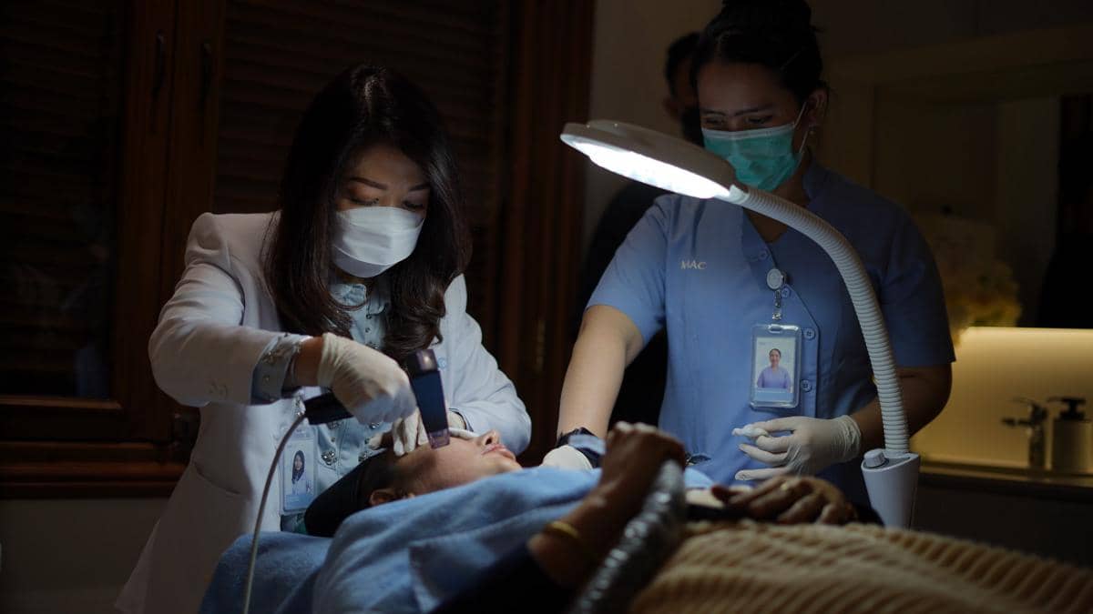 Dokter Beberkan Tiga Mitos Anti-Aging yang Bikin Perawatan Keliru