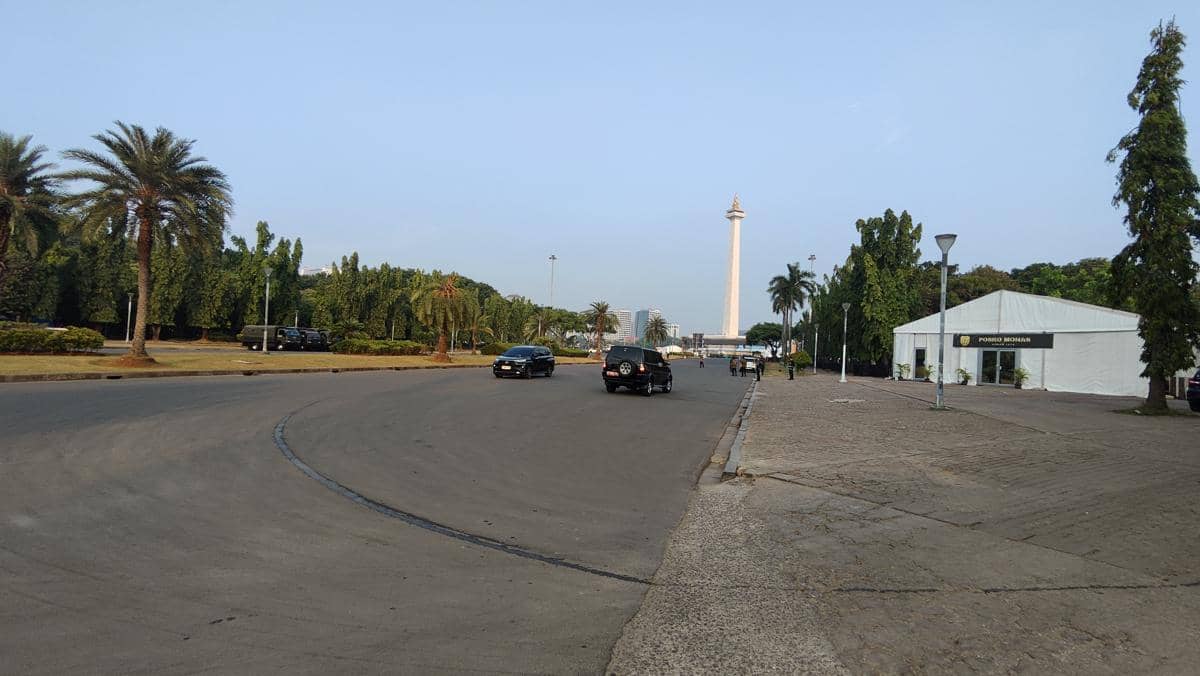 CEK FAKTA: TNI Siagakan Puluhan Rantis di Monas Antisipasi Demo Besar?