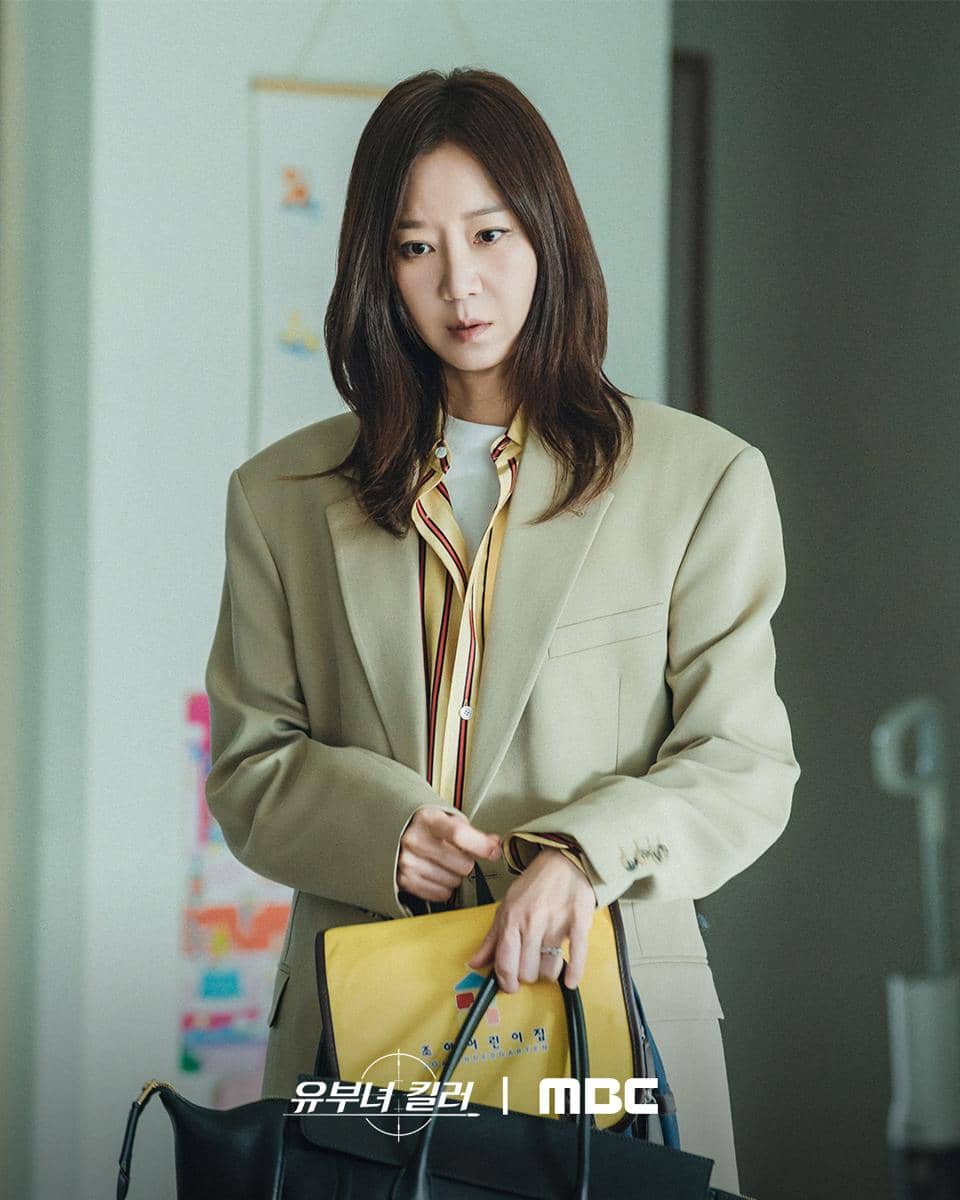 Adegan para karakter dalam cuplikan drama A Bona Fide Killer yang diunggah oleh akun Instagram MBC Drama Now.