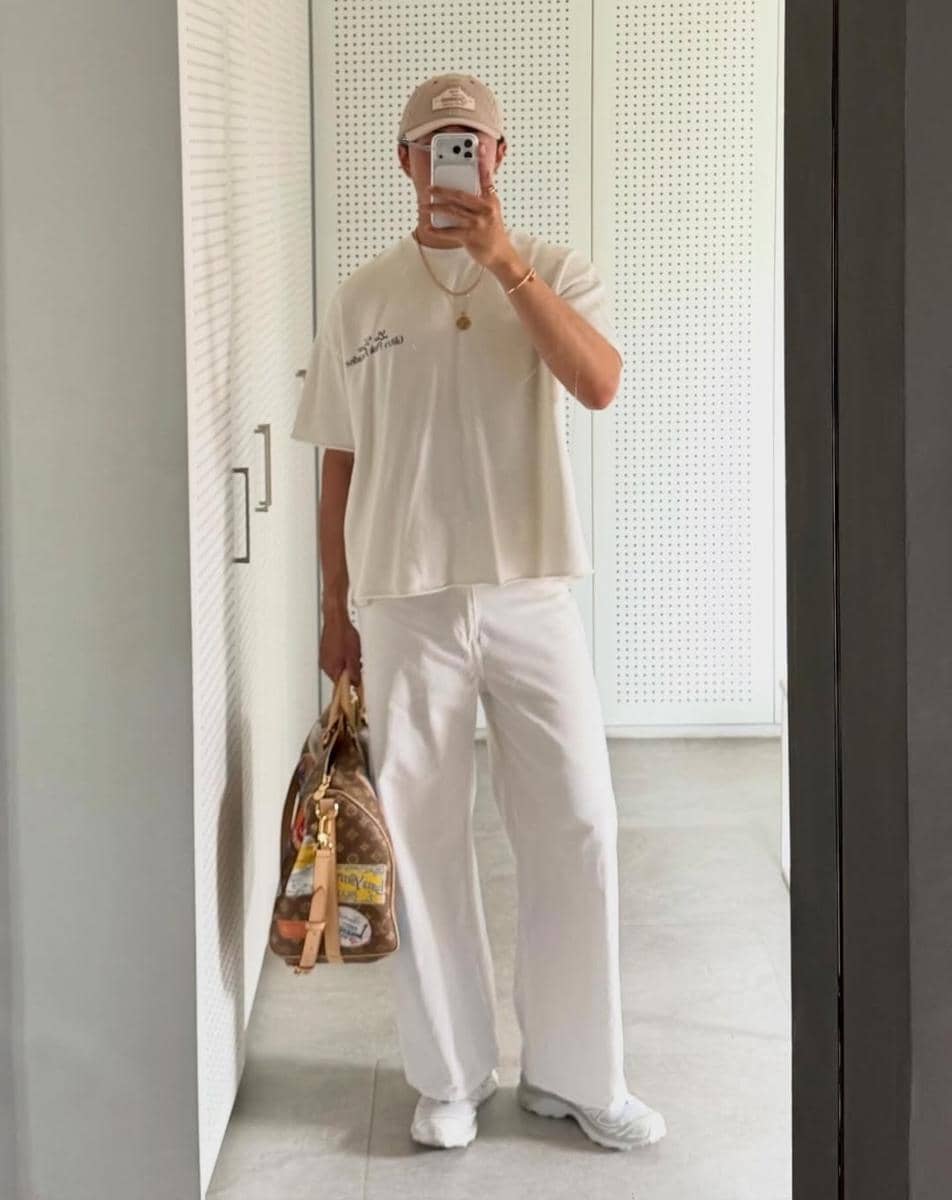 Potret Nine Naphat dengan gaya OOTD dalam unggahan akun Instagram @naphat_nine yang menjadi inspirasi penampilan.