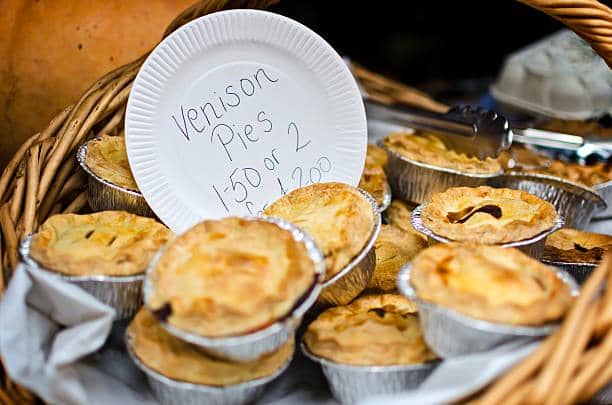 ilustrasi venison pie