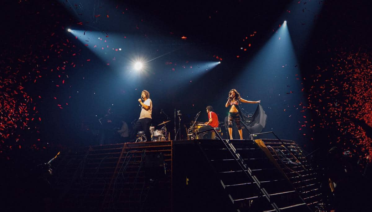 potret penampilan Jennie BLACKPINK dan Tame Impala di Boston (instagram.com/jennierubyjane)