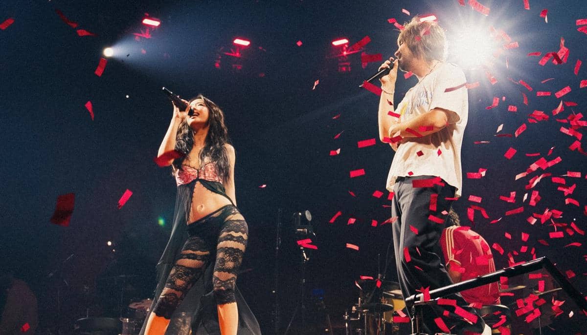 potret penampilan Jennie BLACKPINK dan Tame Impala di Boston (instagram.com/jennierubyjane)
