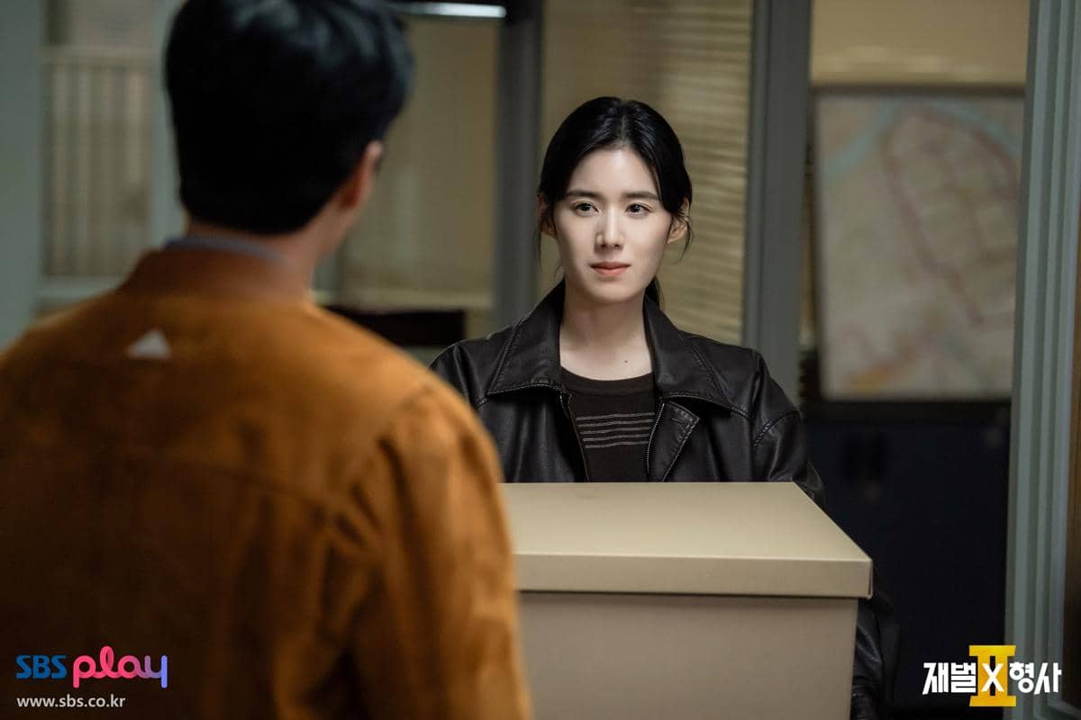 still cuts drama Flex X Cop 2