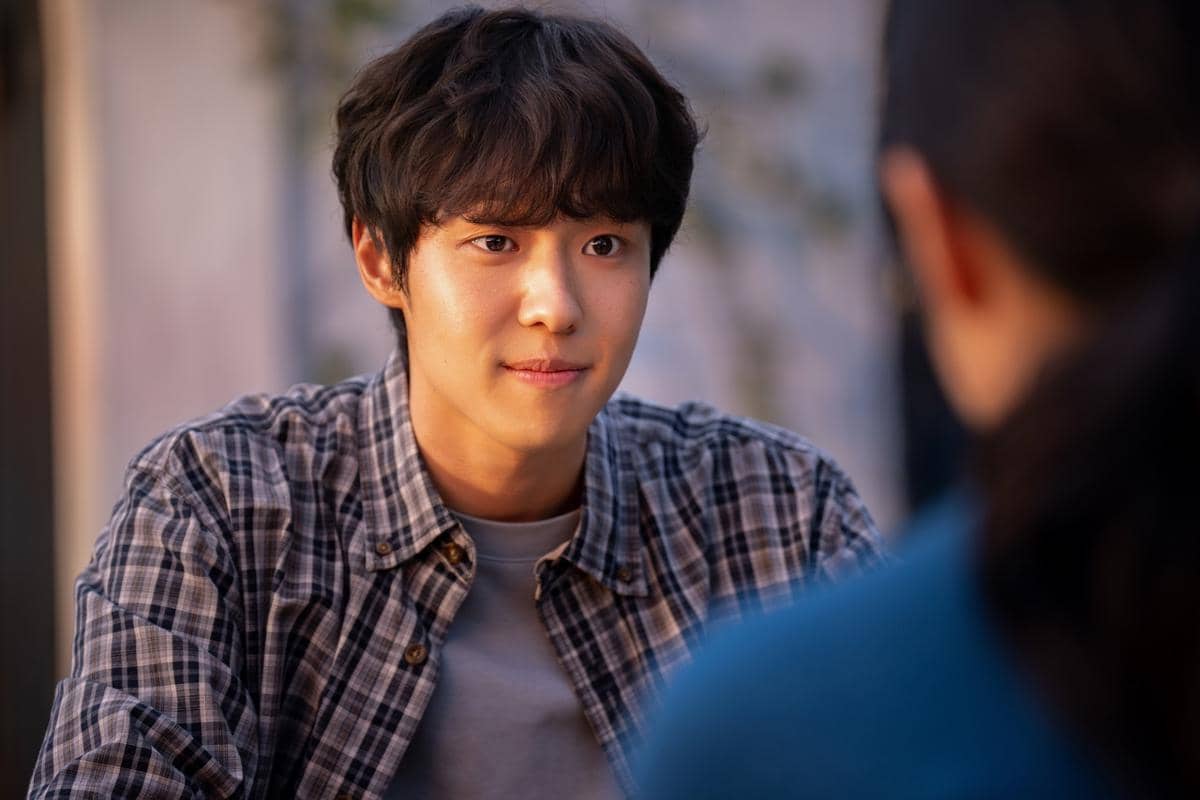 7 Peran Woo Jin Bagi Warga Hanam-do di A Shop For Killers 2