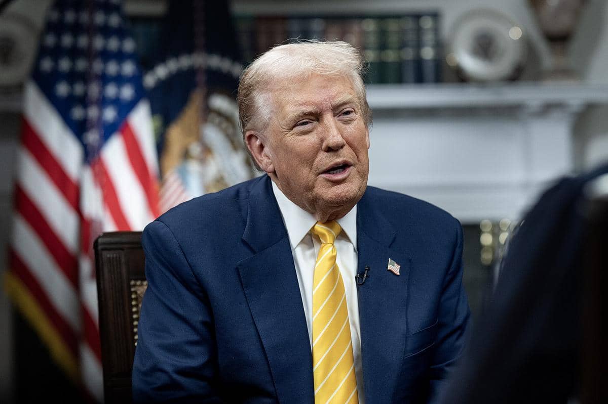 Trump Klaim AS Berhak Ambil Semua Cadangan Mineral Ukraina