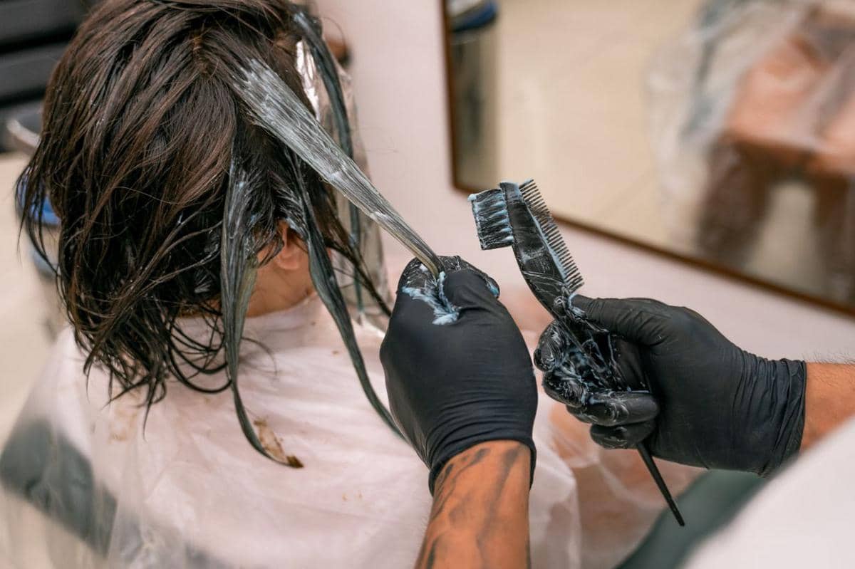 Ilustrasi hair bleaching
