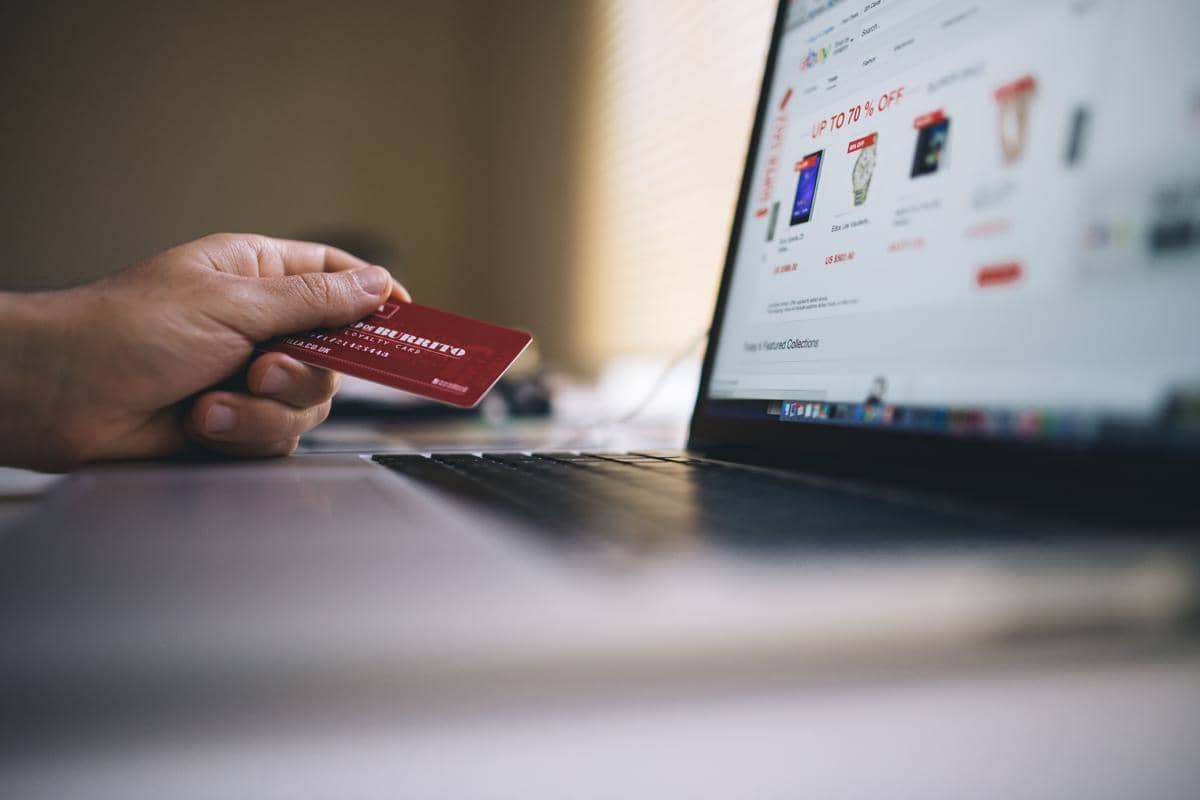 Belanja Online Lebih Aman: 5 Cara Melindungi Data Pribadi